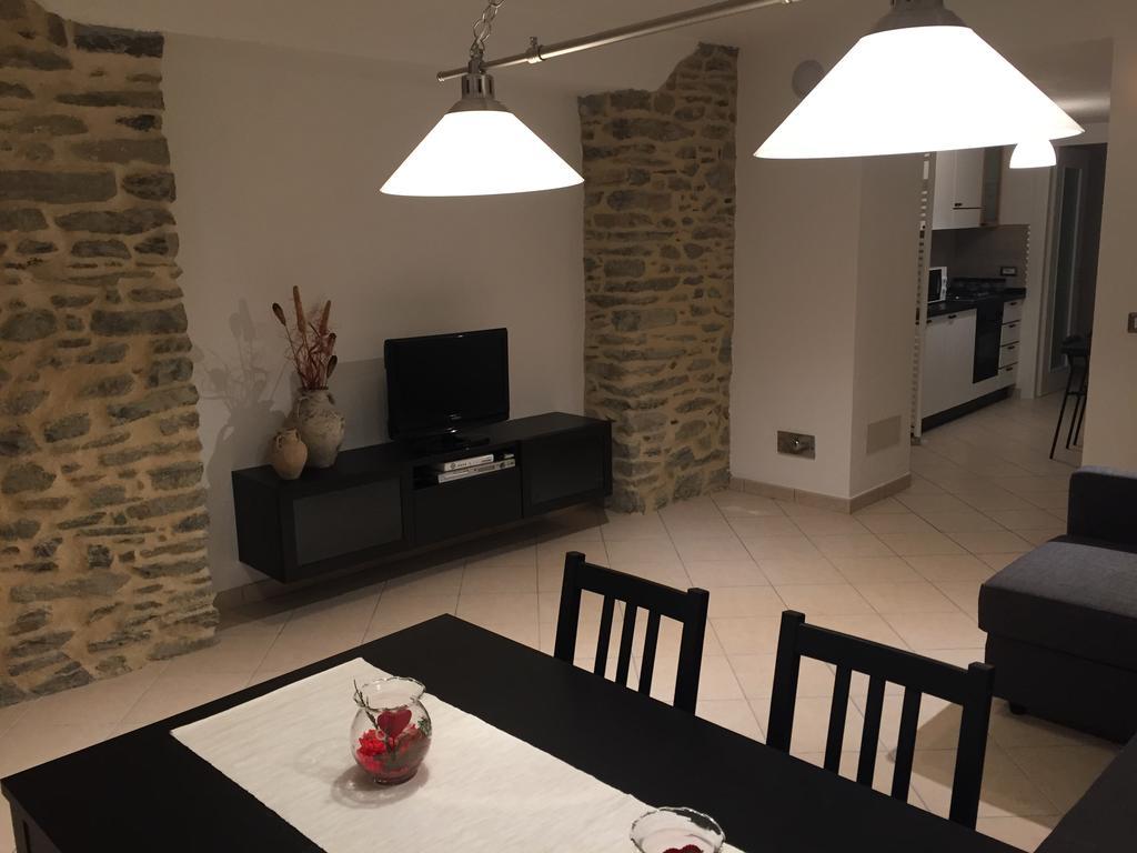Appartamento Le Bourneau Aosta Luaran gambar